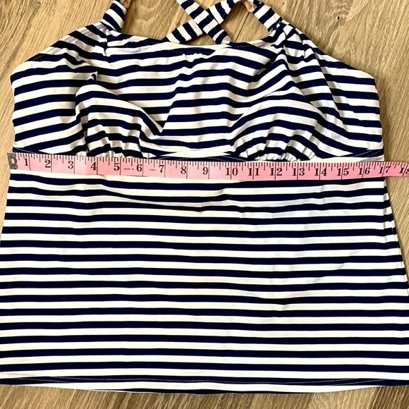 Lands’ End Tankini Top, 16DDD, Navy & White Stripes - Picture 4 of 4